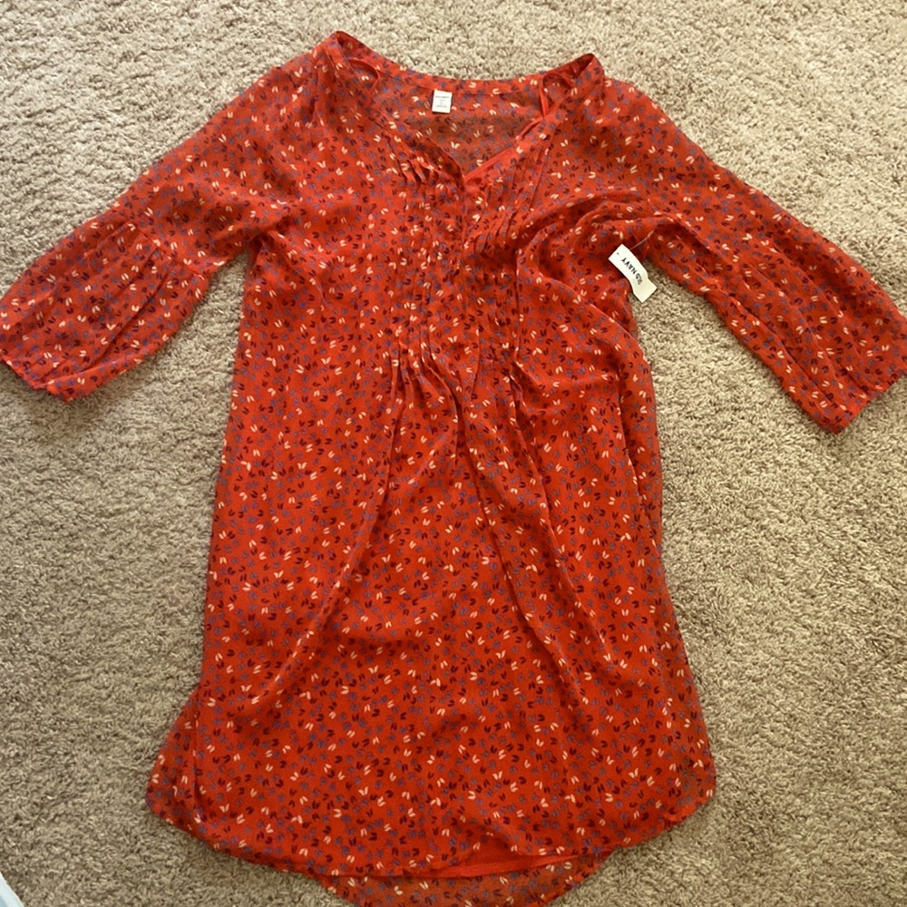 Old Navy flowing flower tunic top